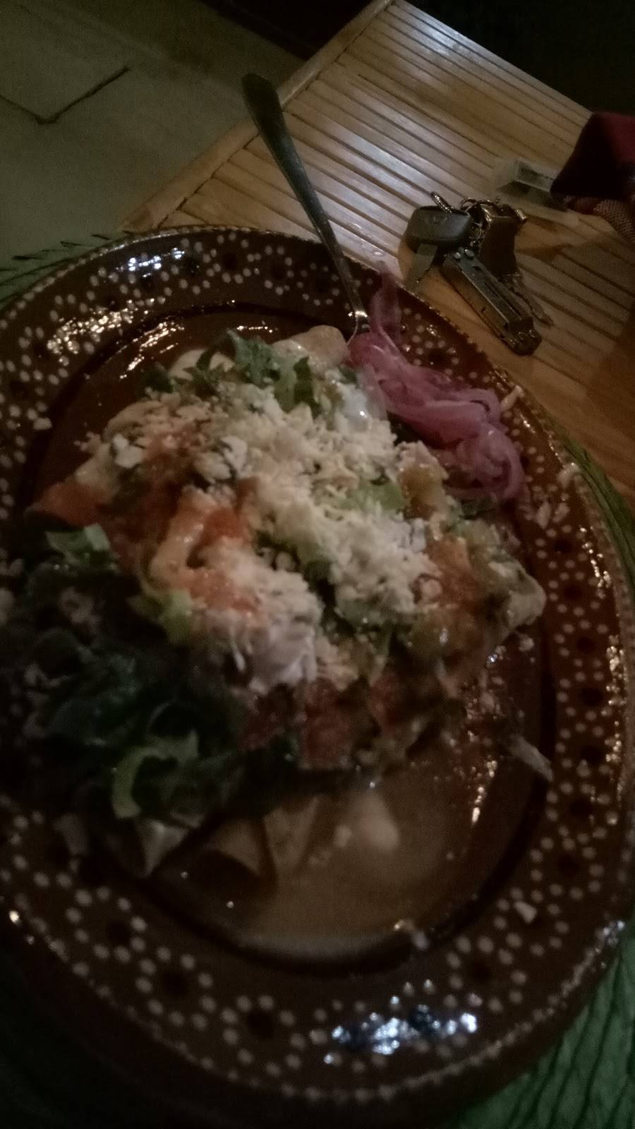 La Casita del Antojo | restaurant | 22703, Gral. Guadalupe Victoria 2, Lienzo Charro, 22710 Rosarito, B.C., Mexico | 016616130530 OR +52 661 613 0530