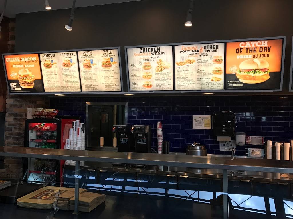 Harveys | restaurant | 1000 Airport Parkway Private, Ottawa, ON K1V 9B4, Canada | 6132482174 OR +1 613-248-2174