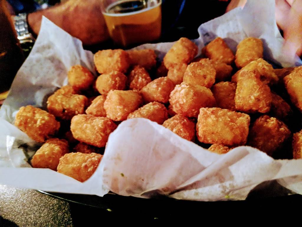 Spacebar | restaurant | 709 W Broad St, Falls Church, VA 22046, USA | 7039920777 OR +1 703-992-0777