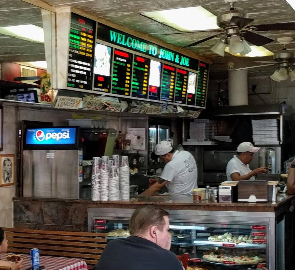 John & Joes Pizzeria and Restaurant | restaurant | 749 Lydig Ave, Bronx, NY 10462, USA | 7184099776 OR +1 718-409-9776