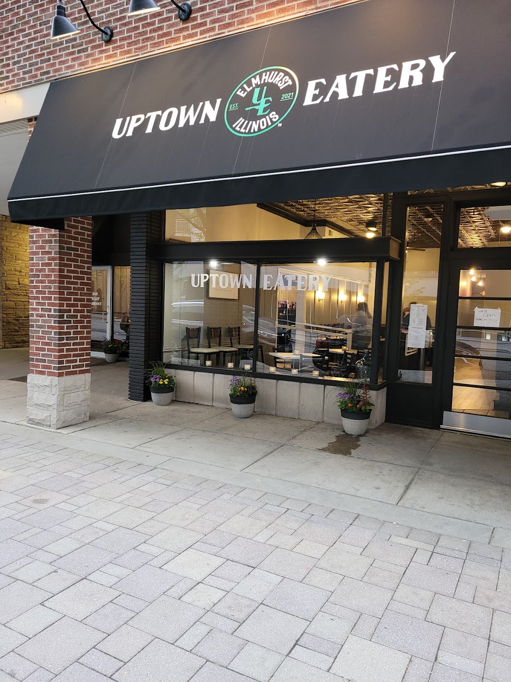 Uptown Eatery | restaurant | 117 N Addison Ave, Elmhurst, IL 60126, USA | 6303595726 OR +1 630-359-5726