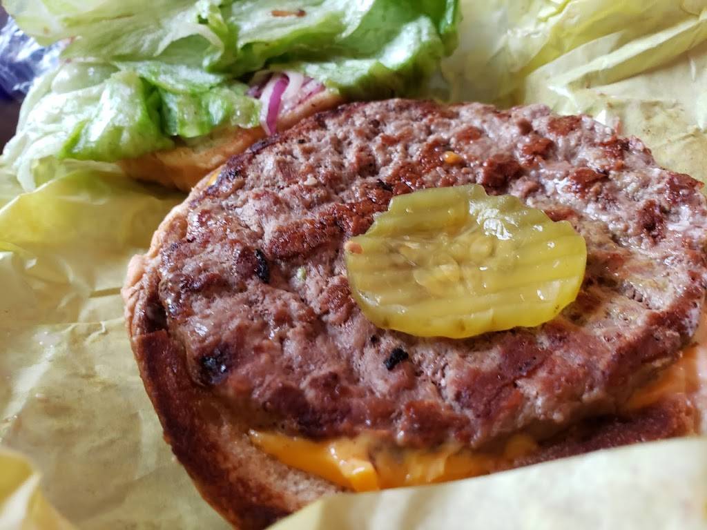 Louis Burgers II | restaurant | 1501 Rosecrans Ave, Compton, CA 90221, USA | 3106039547 OR +1 310-603-9547