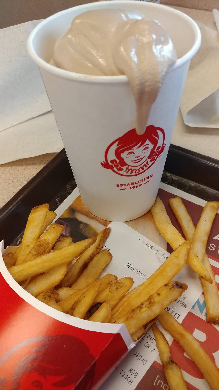 Wendys | restaurant | 5411 Perkiomen Ave, Reading, PA 19606, USA | 6107793257 OR +1 610-779-3257