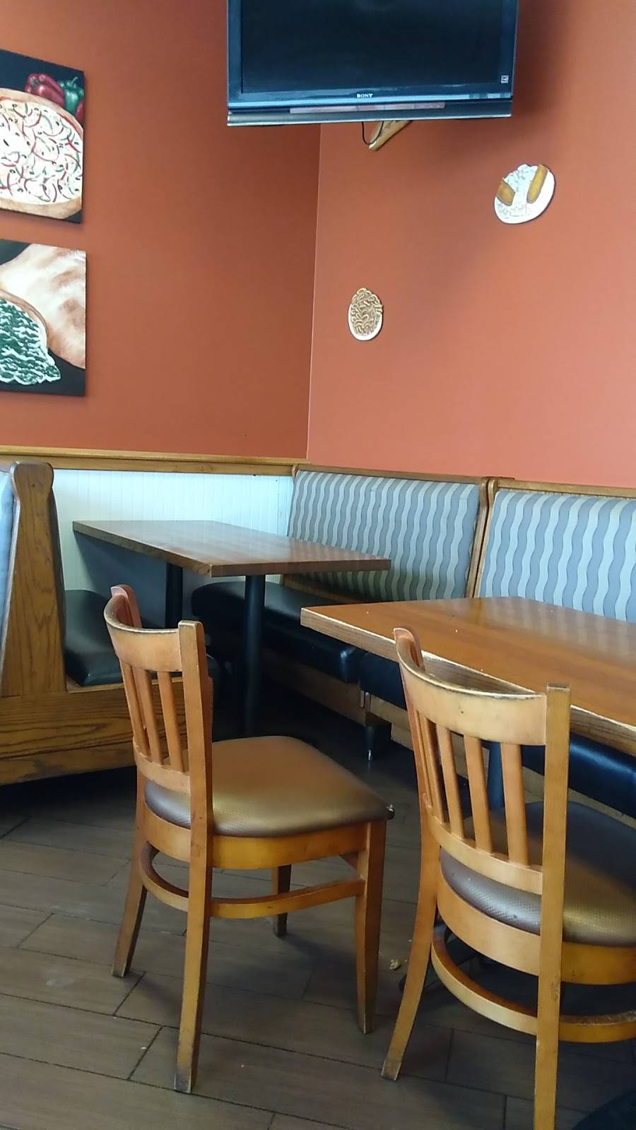 Primo Pizza Clinton | restaurant | 1175 Main St #18, Clinton, MA 01510, USA | 9783655585 OR +1 978-365-5585