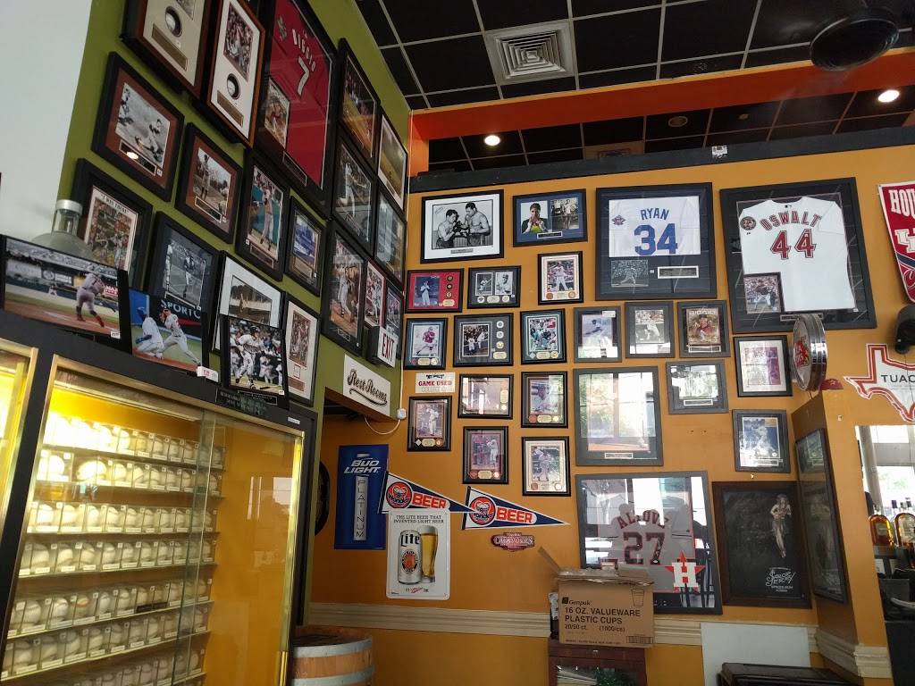 Home Plate Bar & Grill | restaurant | 1800 Texas Ave, Houston, TX 77003, USA | 7132221993 OR +1 713-222-1993