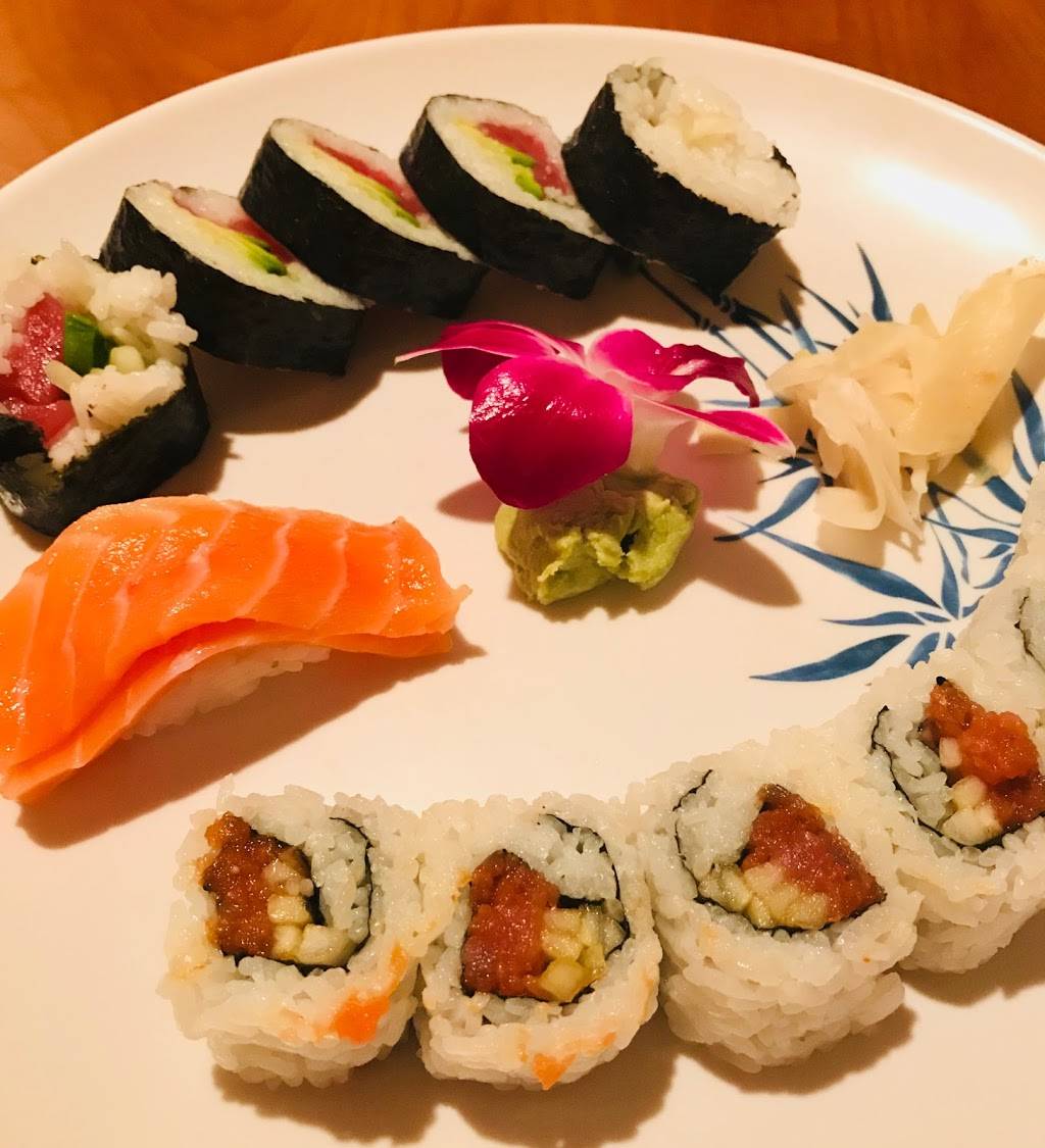 Sakura Japanese Restaurant | restaurant | 1163 E Ogden Ave #635, Naperville, IL 60563, USA | 6303578415 OR +1 630-357-8415