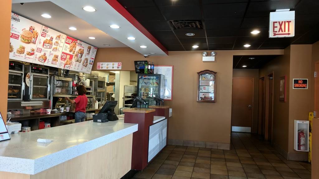 KFC | restaurant | 3357 W Peterson Ave, Chicago, IL 60659, USA | 7734634388 OR +1 773-463-4388