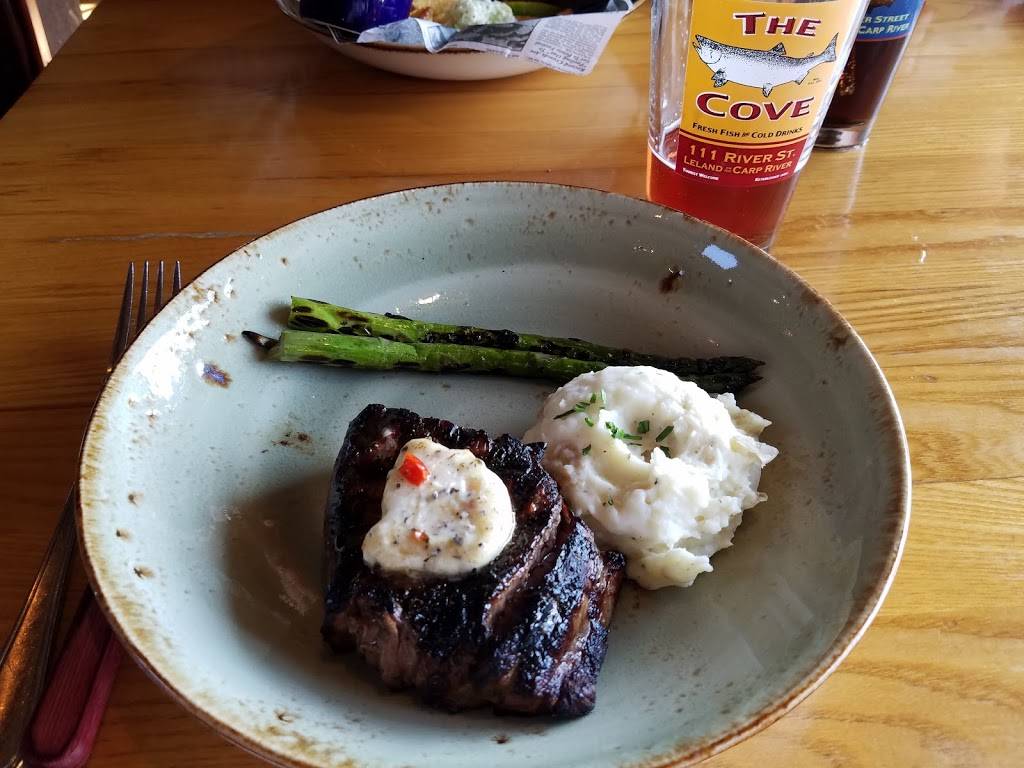 The Cove | restaurant | 111 W River St, Leland, MI 49654, USA | 2312569834 OR +1 231-256-9834