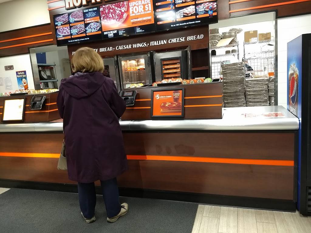 Little Caesars Pizza | meal takeaway | 725 W 38th St, Erie, PA 16508, USA | 8148688611 OR +1 814-868-8611