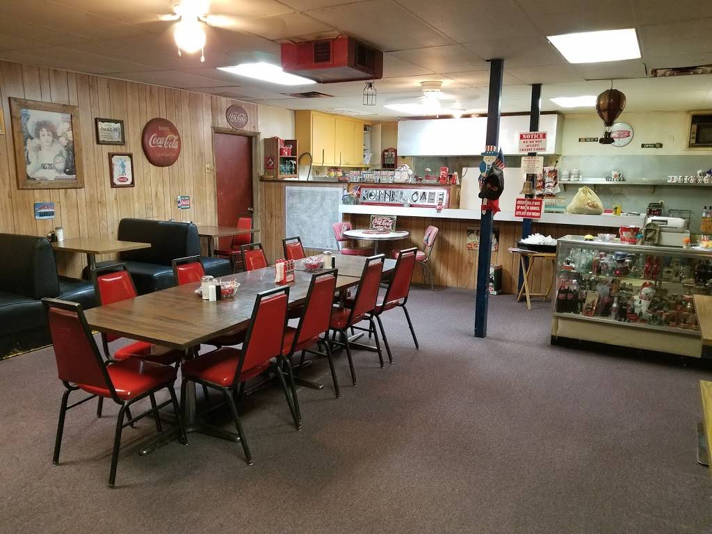Lous Korner Cafe | restaurant | 4100-4124 W Walnut St, Ratcliff, AR 72951, USA | 4796352124 OR +1 479-635-2124