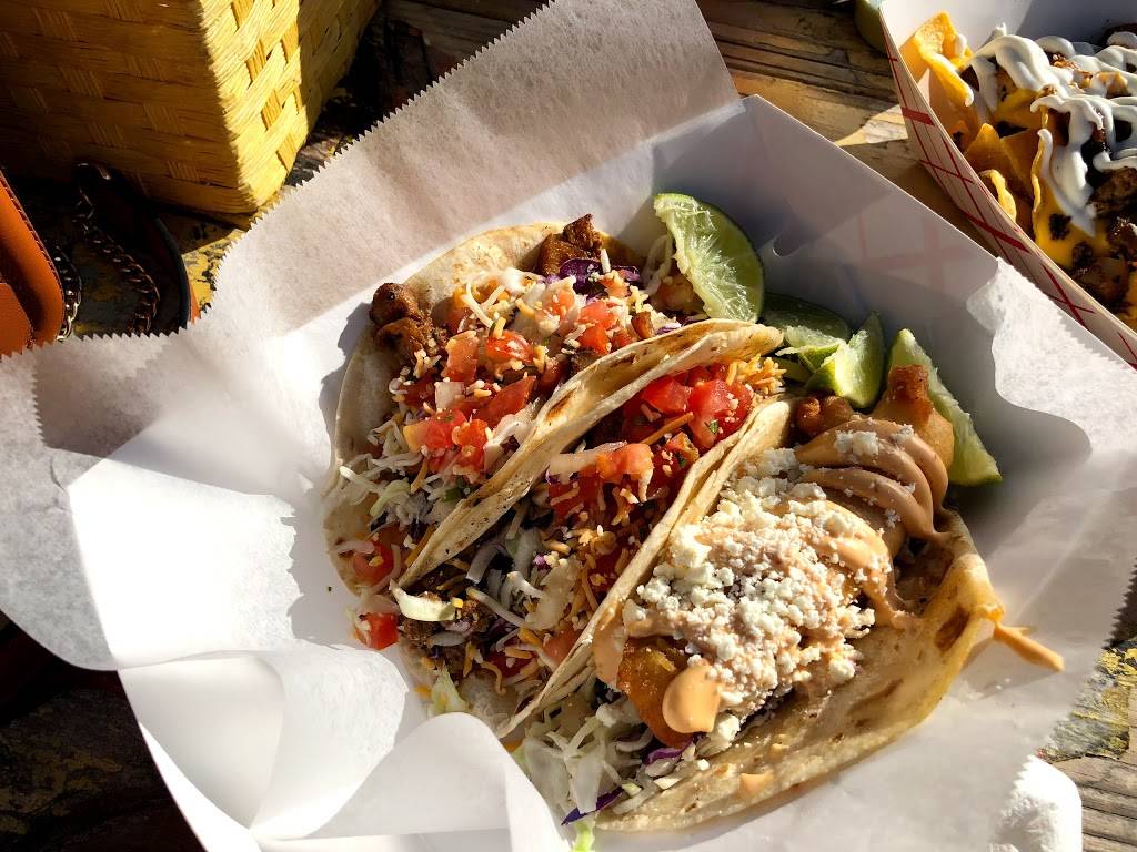 Two Hippies Beach House | restaurant | 501 E Camelback Rd, Phoenix, AZ 85012, USA | 6022770399 OR +1 602-277-0399