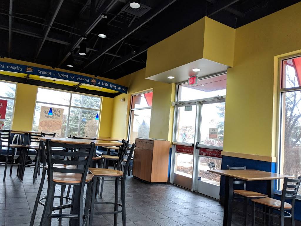 Long John Silvers | restaurant | 1504 Nations Dr, Gurnee, IL 60031, USA | 8475998439 OR +1 847-599-8439