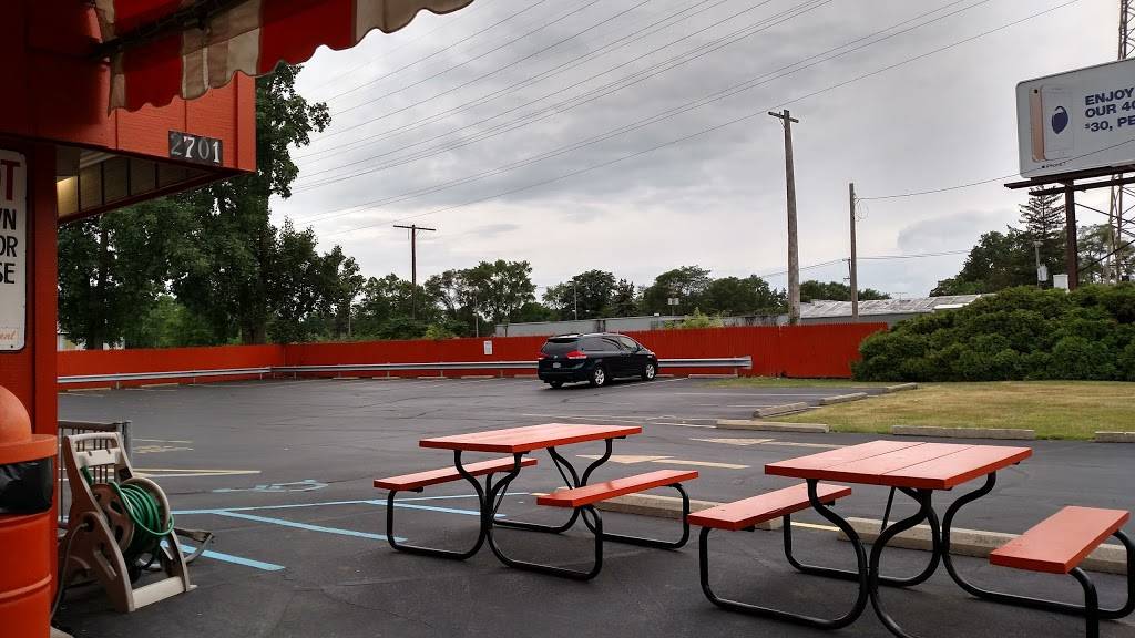 Nettys | restaurant | 2701 Dorr St, Toledo, OH 43607, USA | 4195358723 OR +1 419-535-8723