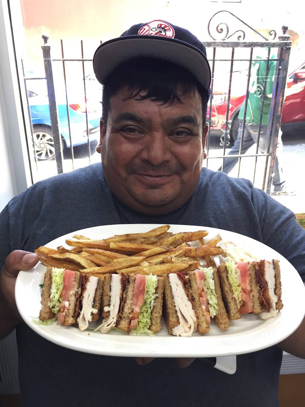 Eden Deli Grocery | restaurant | 408 47th St, Brooklyn, NY 11220, USA | 7184391144 OR +1 718-439-1144