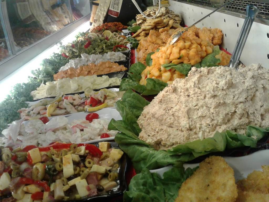 L Stop Gourmet Deli | restaurant | 223 Montrose Ave, Brooklyn, NY 11206, USA | 3478896608 OR +1 347-889-6608