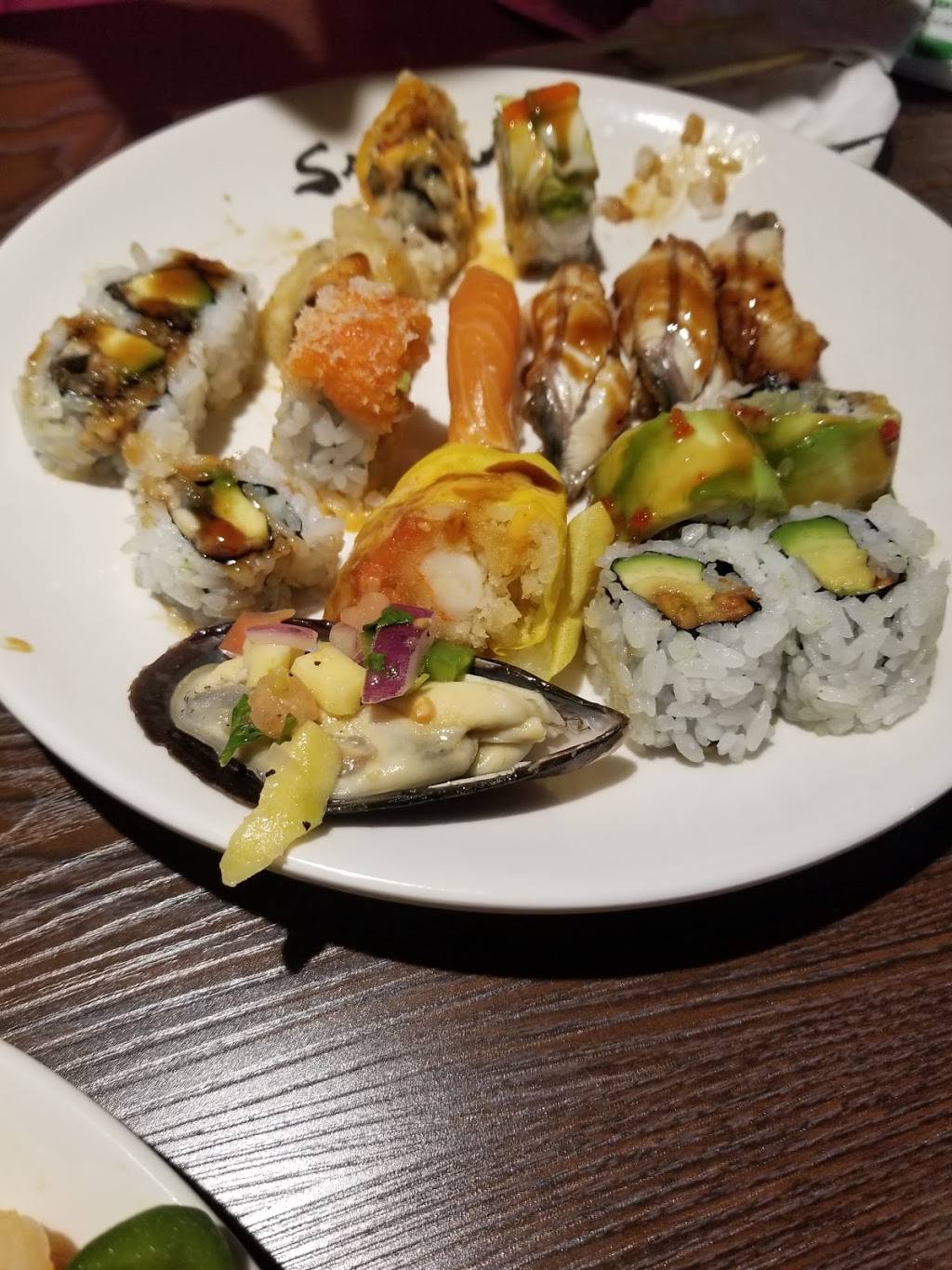 Sakura | restaurant | 1345 US-1, North Brunswick Township, NJ 08902, USA | 7323543118 OR +1 732-354-3118