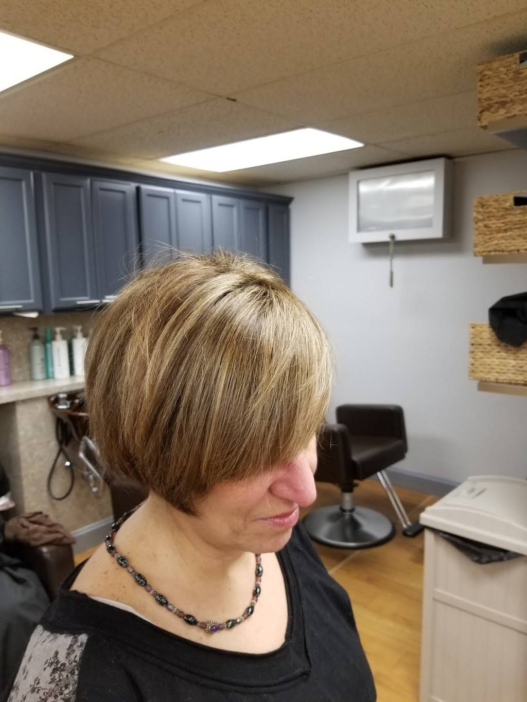 Little White Lies | restaurant | 166 Schoosett St, Pembroke, MA 02359, USA | 7818263444 OR +1 781-826-3444