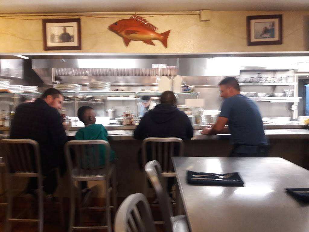 Santa Rosa Seafood Raw Bar and Grill | meal takeaway | 958 Santa Rosa Ave, Santa Rosa, CA 95404, USA | 7075793474 OR +1 707-579-3474