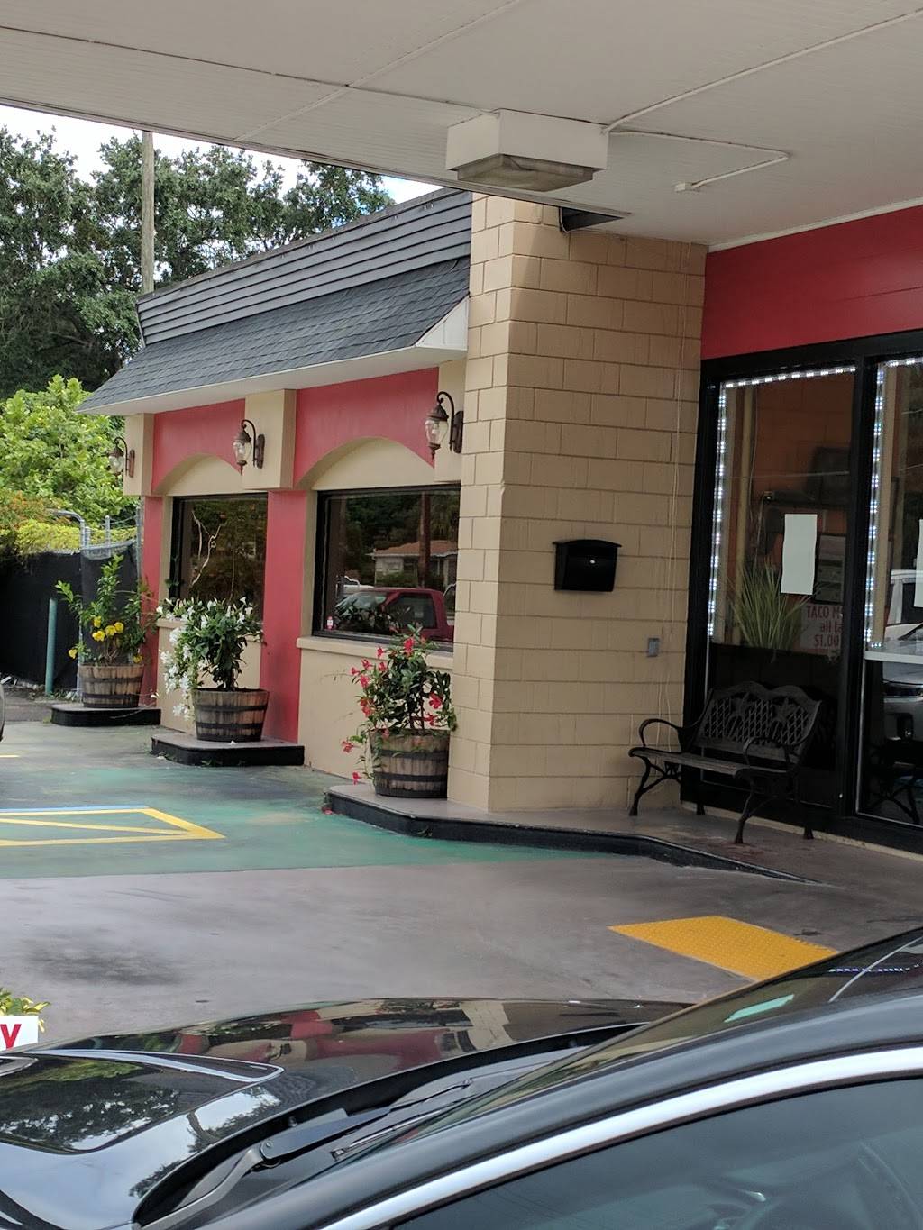 Ximenas Tacos , Mexican Food | restaurant | 303 Main St, Auburndale, FL 33823, USA | 8636623539 OR +1 863-662-3539