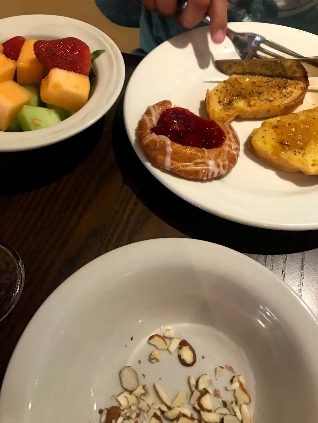 Cafe Azul | restaurant | 200 N Centennial Way, Mesa, AZ 85201, USA | 4808988300 OR +1 480-898-8300