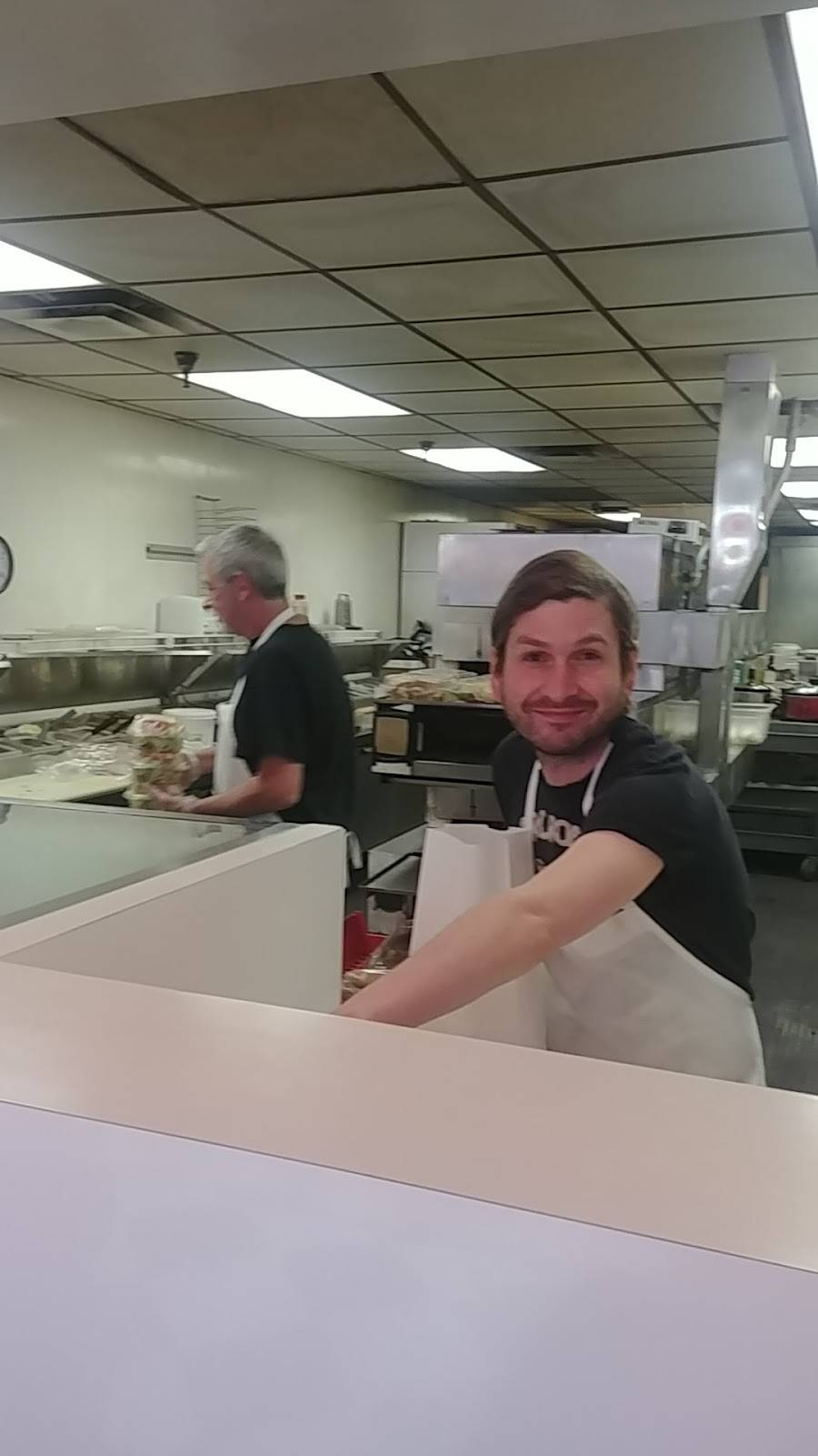 Fred & Garis | restaurant | 629 Vine St, Cincinnati, OH 45202, USA | 5137849000 OR +1 513-784-9000