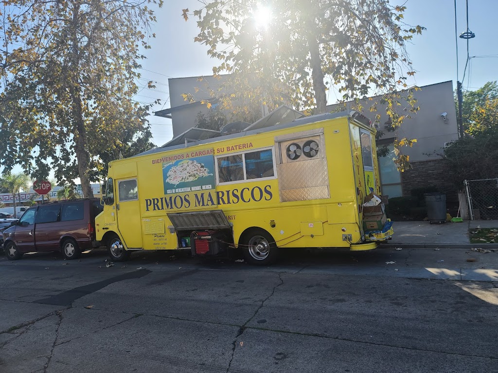 Los primos mariscos | restaurant | 112 N Hesperian St, Santa Ana, CA 92703, USA | 3107352269 OR +1 310-735-2269