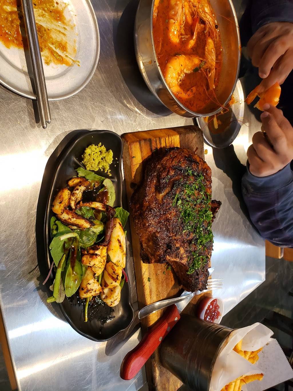 Big Ts Seafood Market Bar | restaurant | 1694 Tully Rd, San Jose, CA 95122, USA | 4082382888 OR +1 408-238-2888