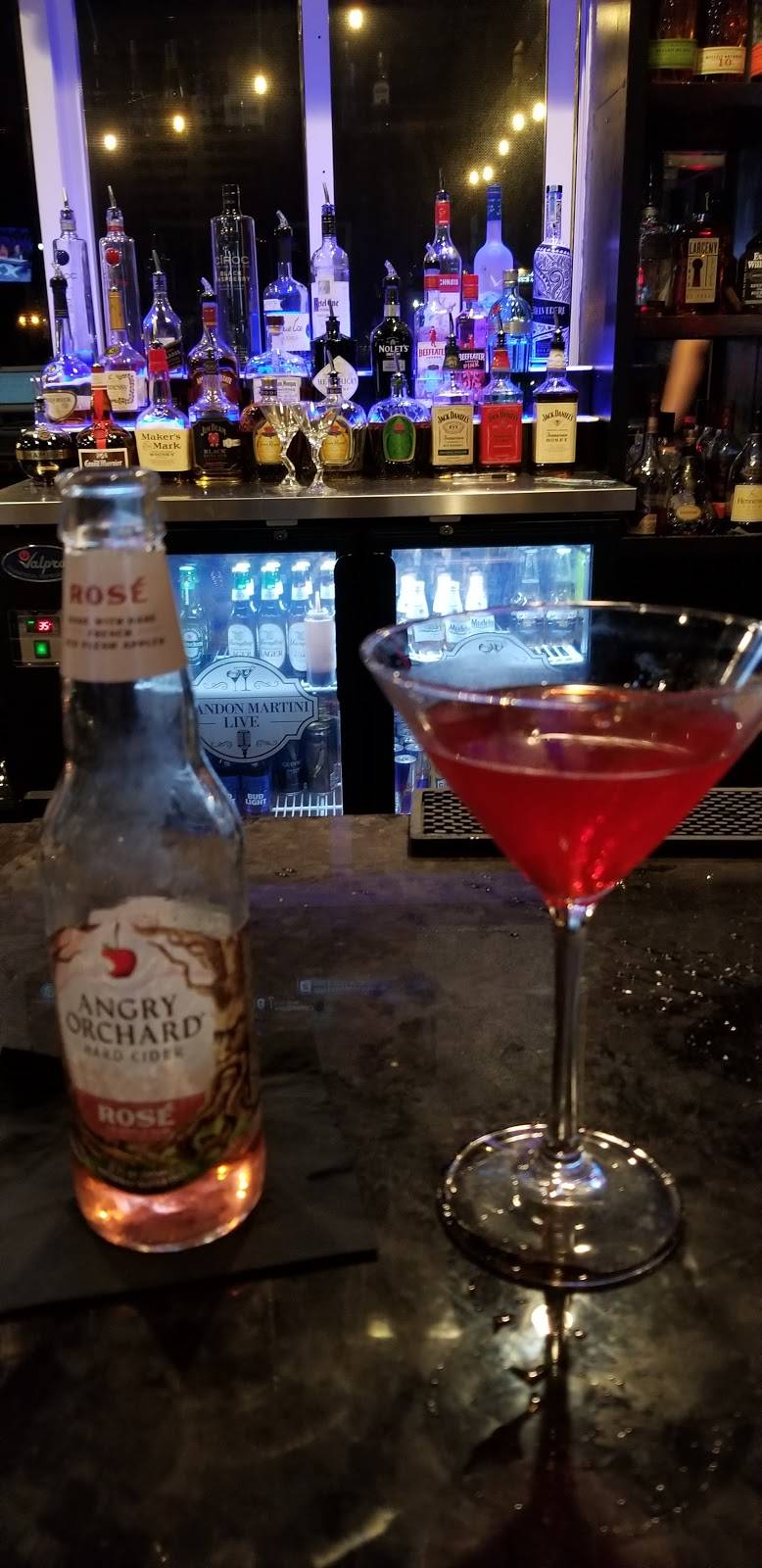 Brandon Martini Live | night club | 795 W Lumsden Rd, Brandon, FL 33511, USA | 8132785085 OR +1 813-278-5085