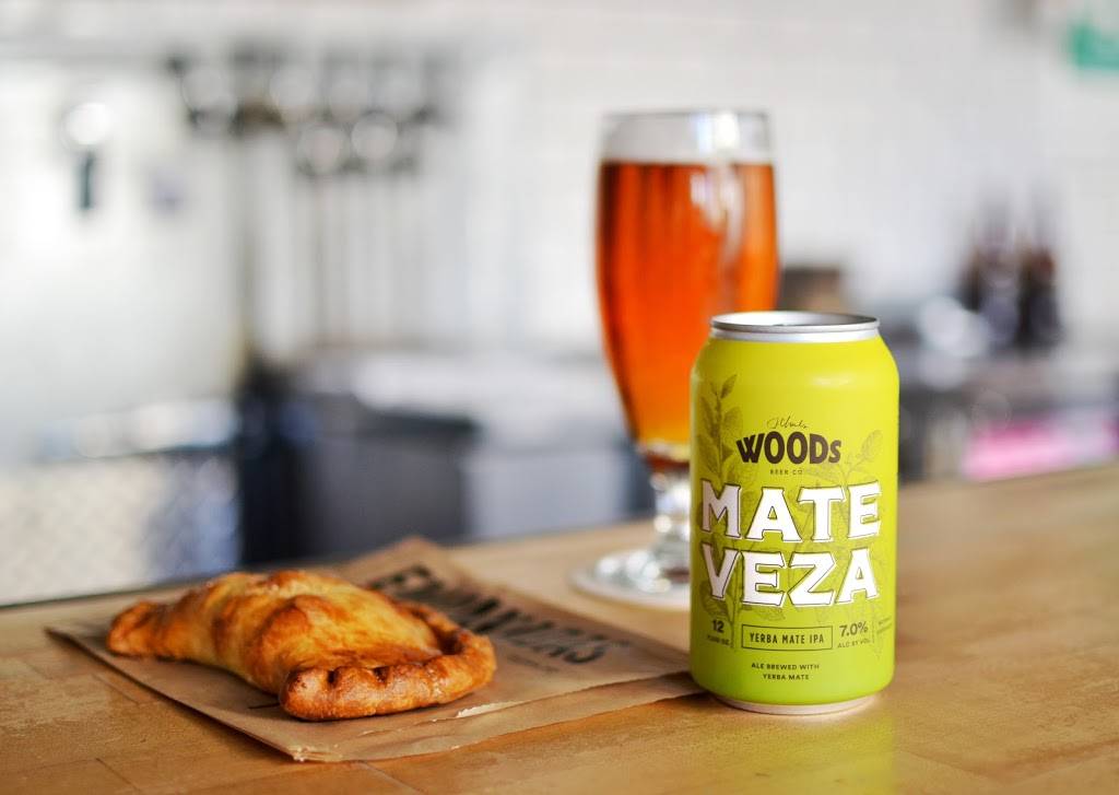 Woods Cervecería | restaurant | 3801 18th St, San Francisco, CA 94114, USA | 4152128412 OR +1 415-212-8412