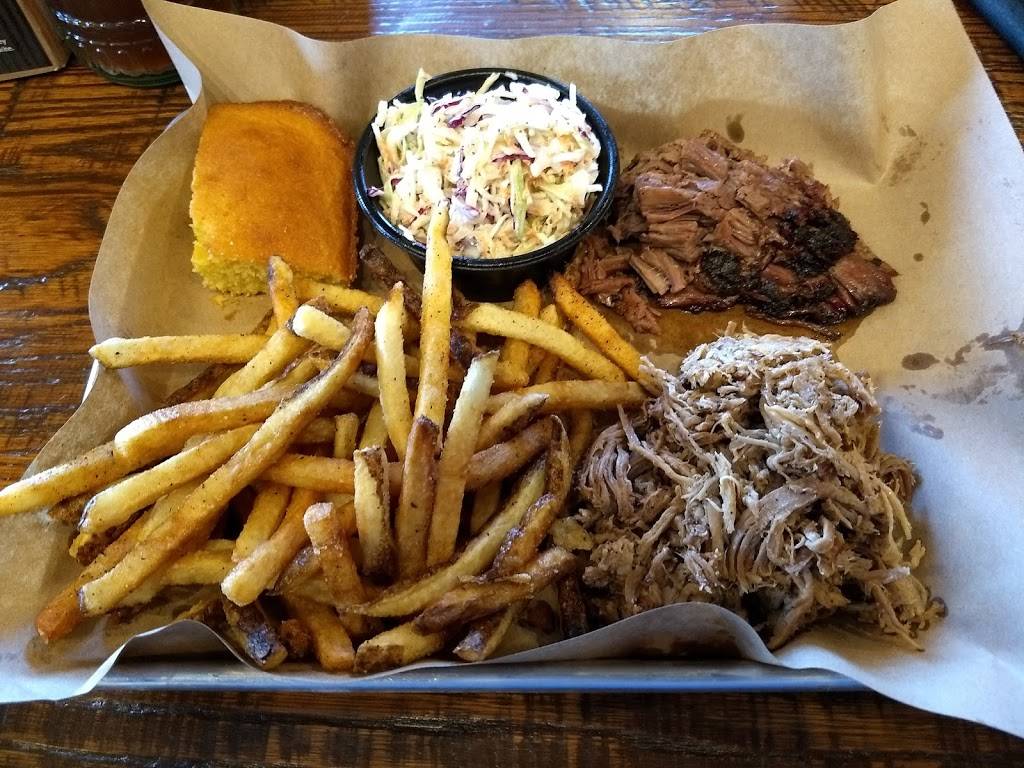 MISSION BBQ | restaurant | 4852 Town Center Pkwy, Jacksonville, FL 32246, USA | 9047126506 OR +1 904-712-6506