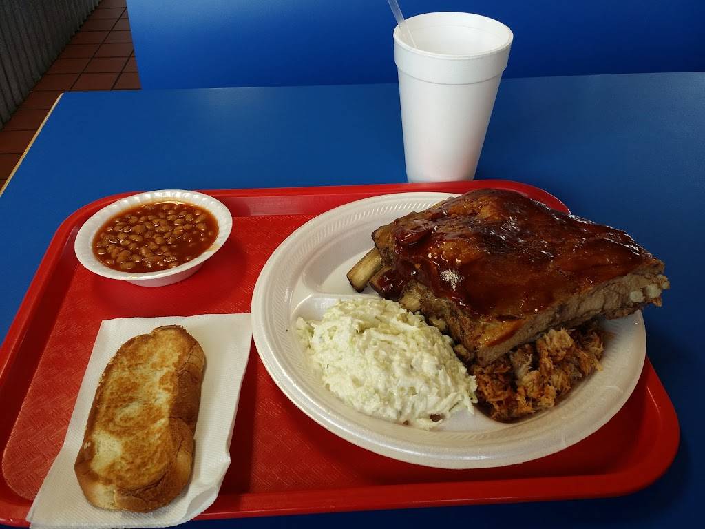 Little Pigs Bar-B-Que | restaurant | 1028 S Pendleton St, Easley, SC 29642, USA | 8648599375 OR +1 864-859-9375