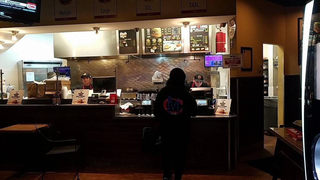 Fatburger | restaurant | 11009 Burbank Blvd #126, North Hollywood, CA 91601, USA | 8186976384 OR +1 818-697-6384