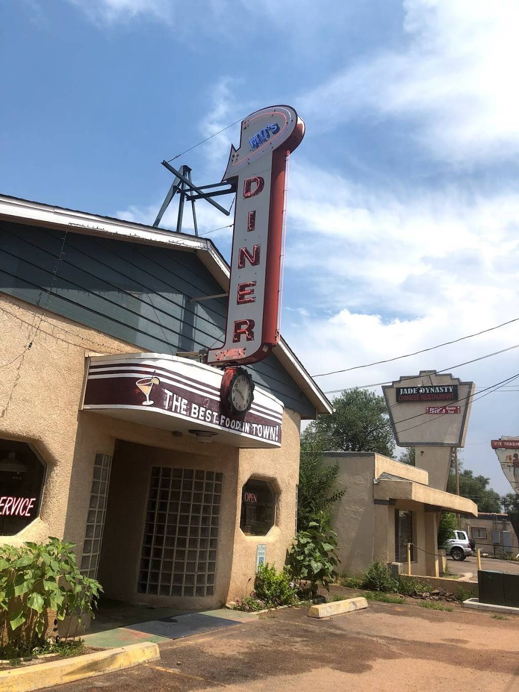 Mos Diner & Lounge | night club | 108 Manitou Ave, Manitou Springs, CO 80829, USA | 7196855286 OR +1 719-685-5286