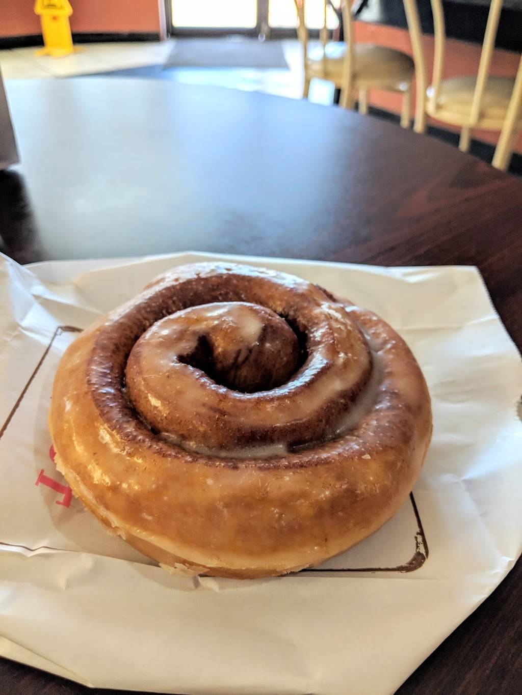 Mojo Doughnuts | restaurant | 6522 Lemmon Ave, Dallas, TX 75209, USA | 4692361305 OR +1 469-236-1305