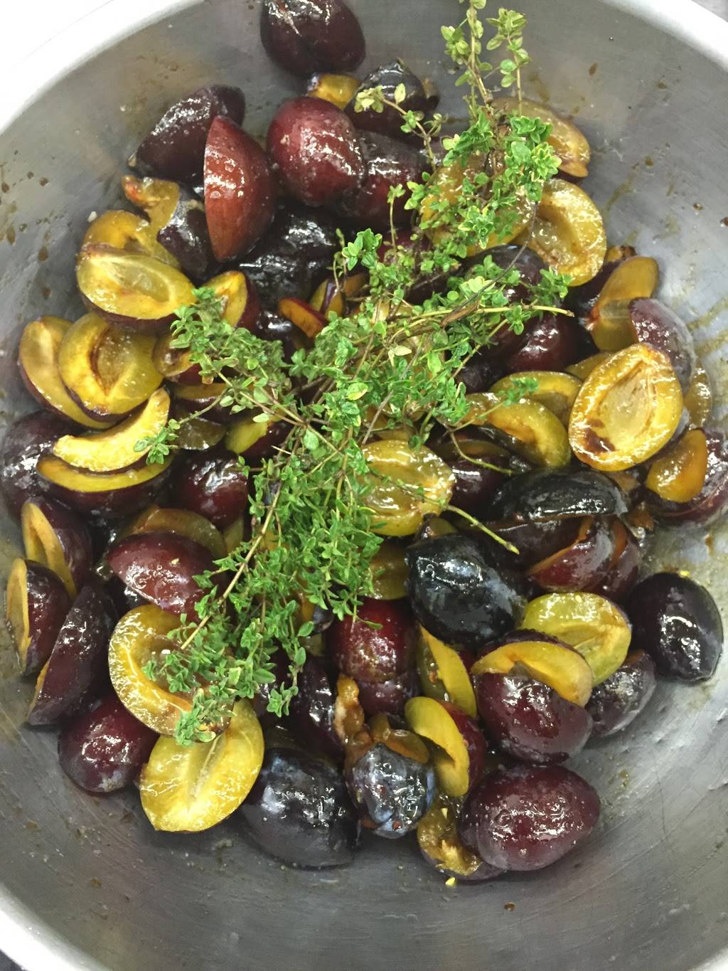 Elys | restaurant | 850 E Western Reserve Rd # 7, Youngstown, OH 44514, USA | 3309533445 OR +1 330-953-3445