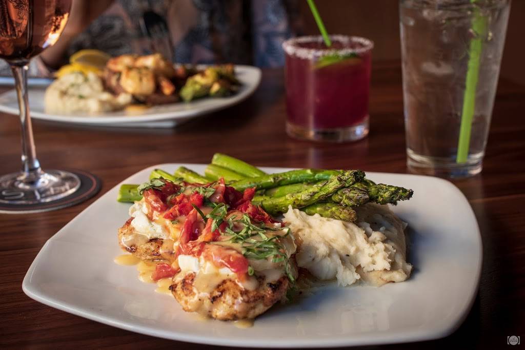 Sedona Taphouse | restaurant | 27466 Novi Rd, Novi, MI 48377, USA | 2489169191 OR +1 248-916-9191