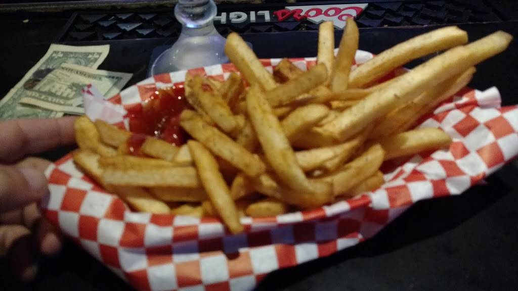 Red Rooster | restaurant | 1985 Oceanside Blvd, Oceanside, CA 92054, USA | 7607548383 OR +1 760-754-8383