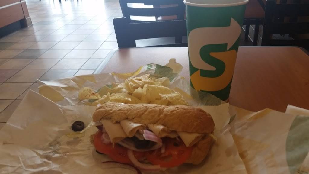 Subway Restaurants | restaurant | Westland Plaza, 8302 N Eldridge Pkwy #210, Houston, TX 77041, USA | 2818073776 OR +1 281-807-3776