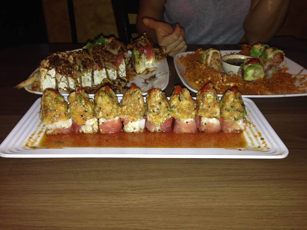 Spicy Tuna | restaurant | 10345 S Eastern Ave #190, Henderson, NV 89052, USA | 7027222424 OR +1 702-722-2424