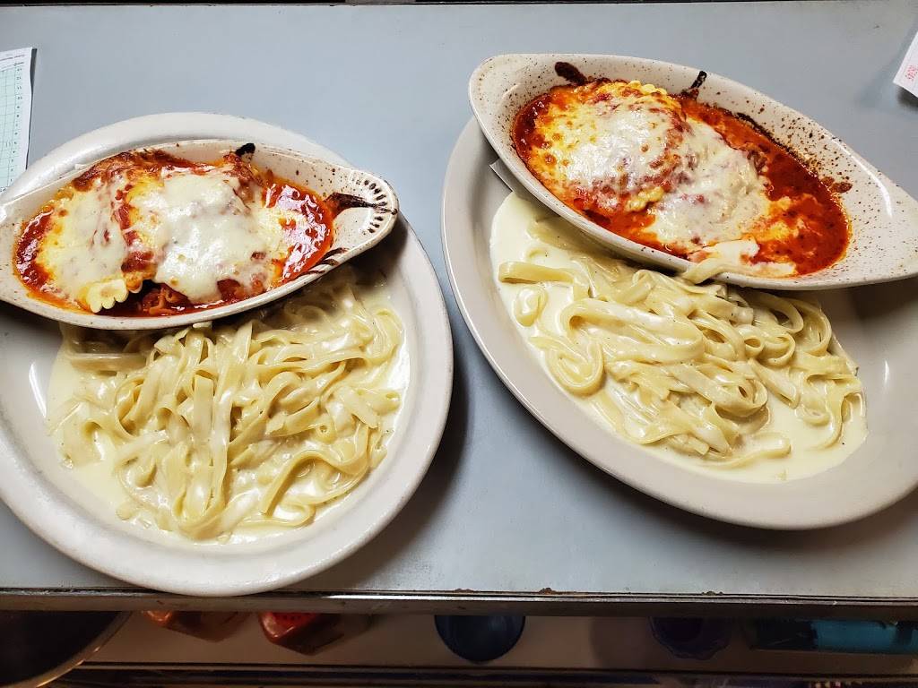 Napolis Italian Restaurant | restaurant | 1301 N Broadway, Pittsburg, KS 66762, USA | 6202329494 OR +1 620-232-9494