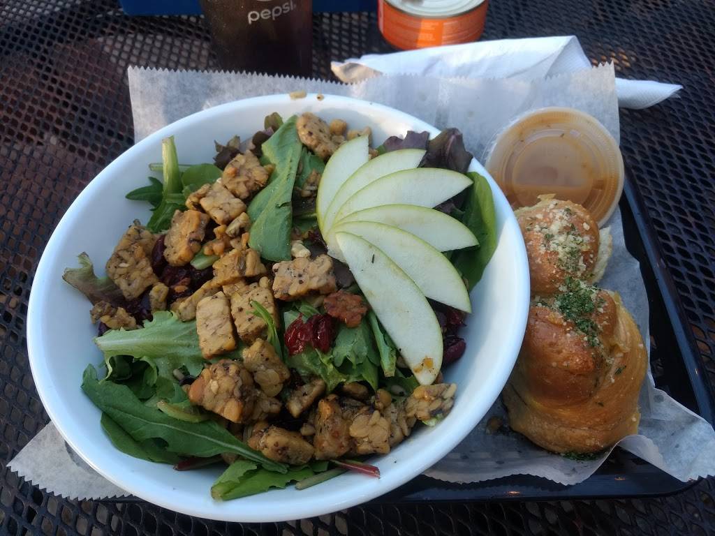 Big Lous NY Style Pizzeria | meal delivery | 5 SE 2nd Ave, Gainesville, FL 32601, USA | 3523357123 OR +1 352-335-7123