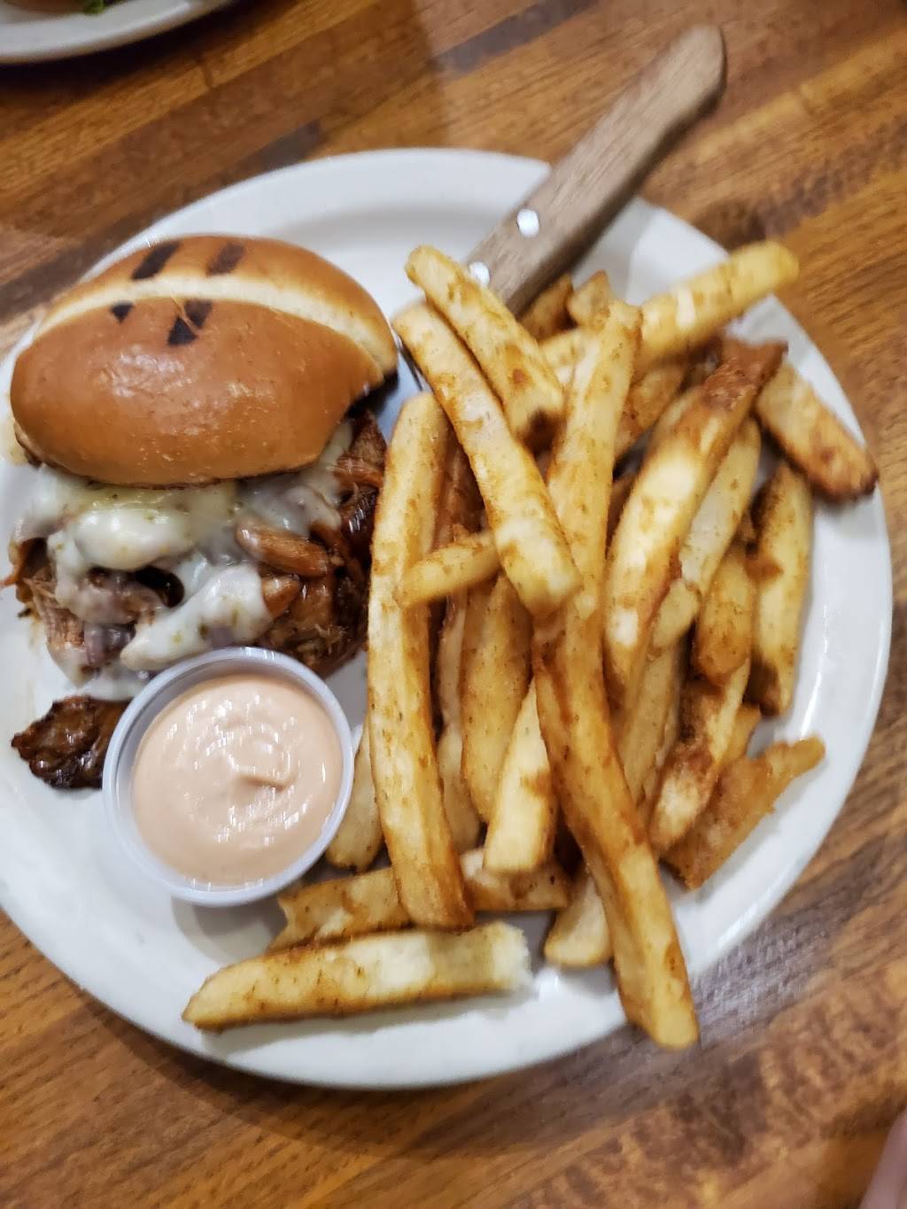 Gordon and Purdys | restaurant | 17136 WA-410, Sumner, WA 98391, USA | 2537504756 OR +1 253-750-4756