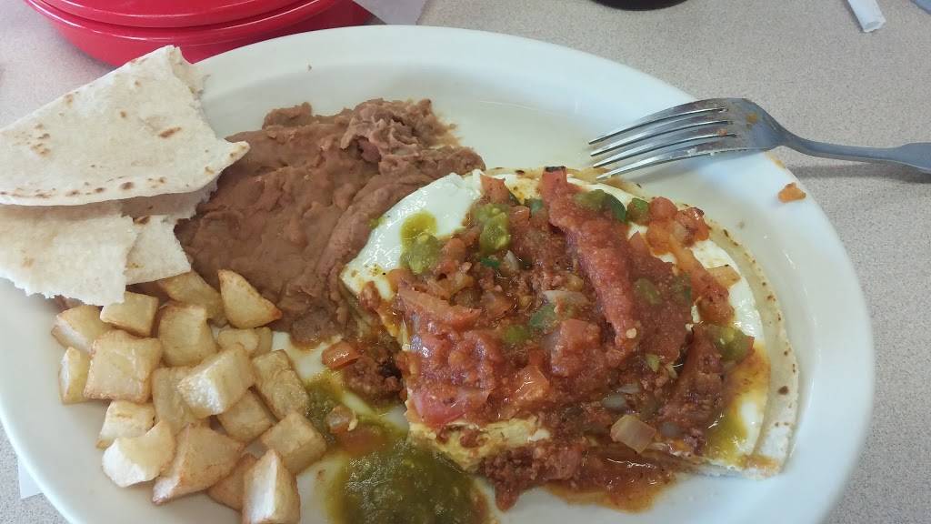 Cafe Alameda | restaurant | 342 W Houston St, San Antonio, TX 78205, USA | 2103544414 OR +1 210-354-4414