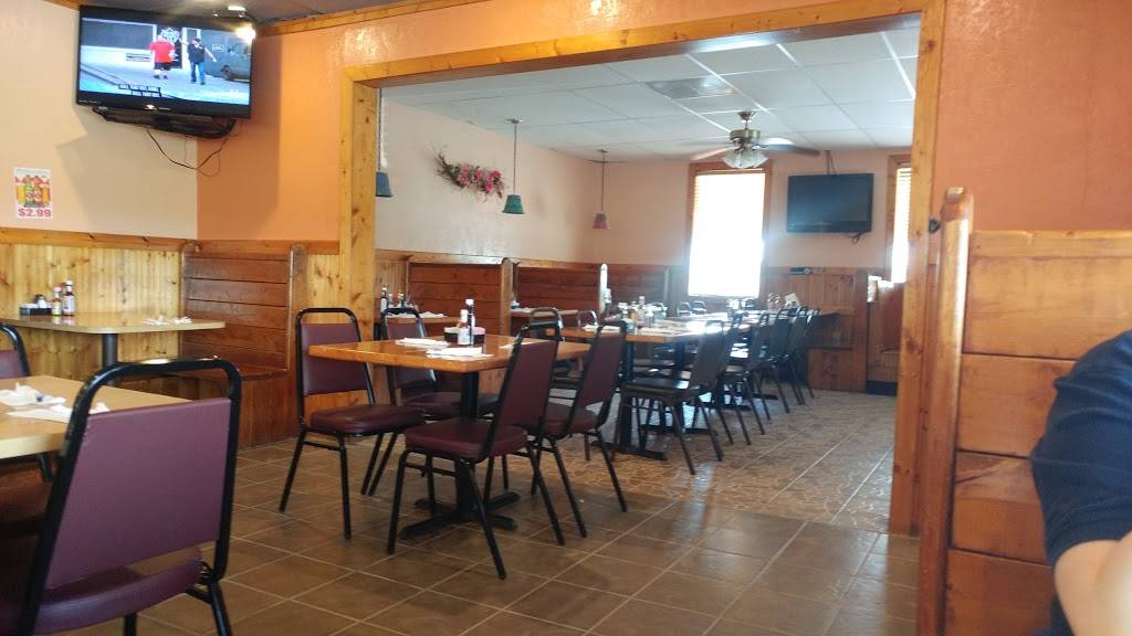 Tequilas Mexican Restaurant | restaurant | 1616 W Main St, Carmi, IL 62821, USA | 6183844037 OR +1 618-384-4037