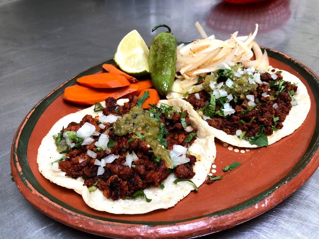 El Tlahualil | restaurant | 1277 V St, Merced, CA 95341, USA | 2092339124 OR +1 209-233-9124