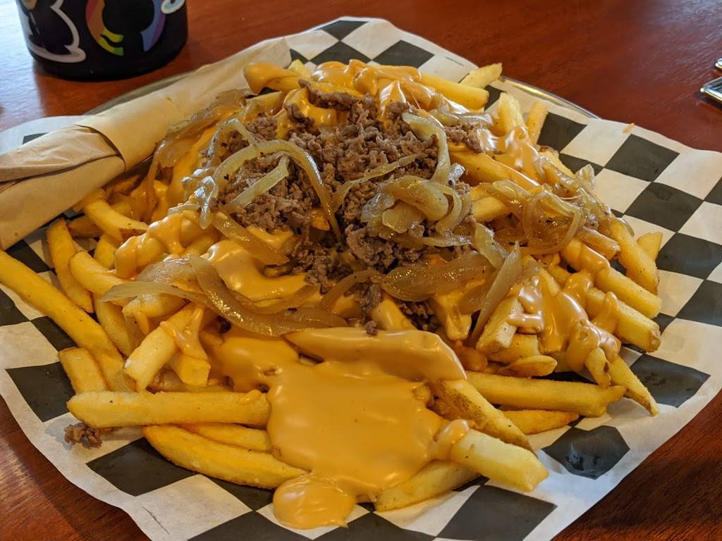 Sly Fox Taphouse at the Grove | restaurant | 20 Liberty Blvd #100, Malvern, PA 19355, USA | 4843283567 OR +1 484-328-3567