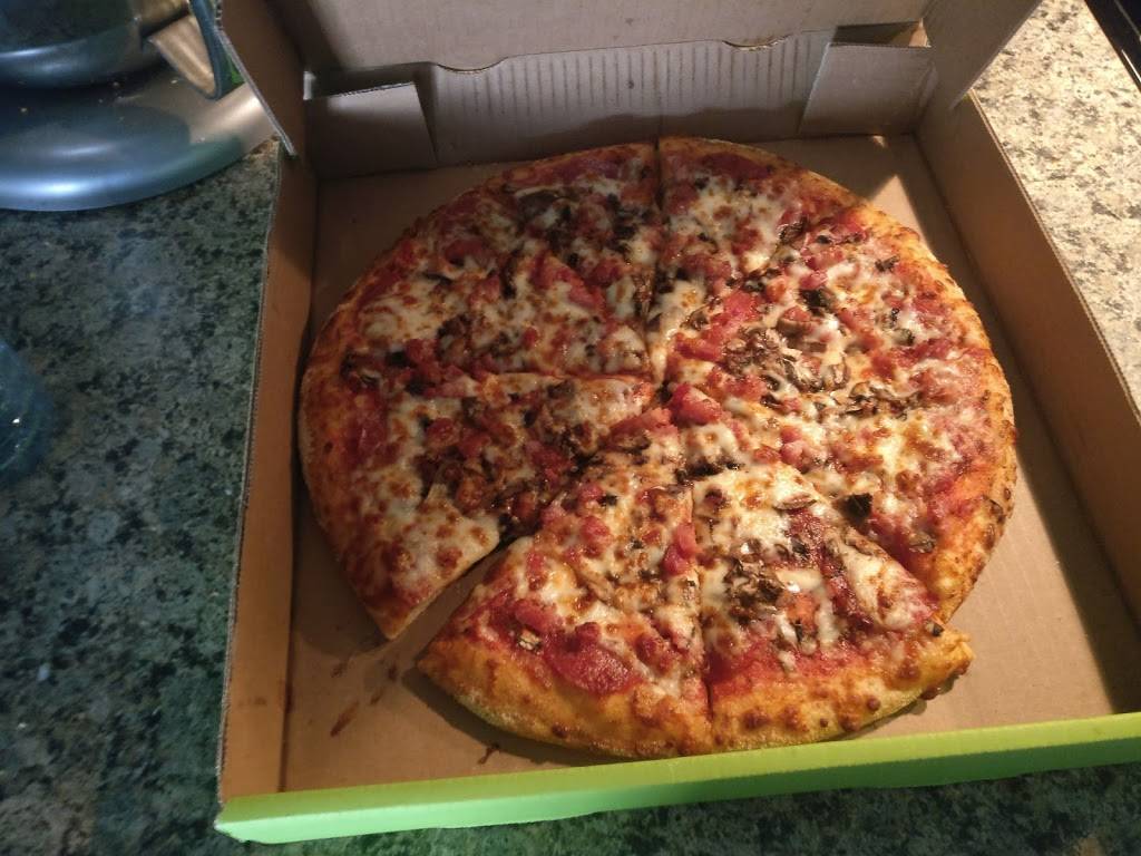 Davenport Pizza | restaurant | 615 Davenport Rd, Waterloo, ON N2V 2G2, Canada | 5197254404 OR +1 519-725-4404