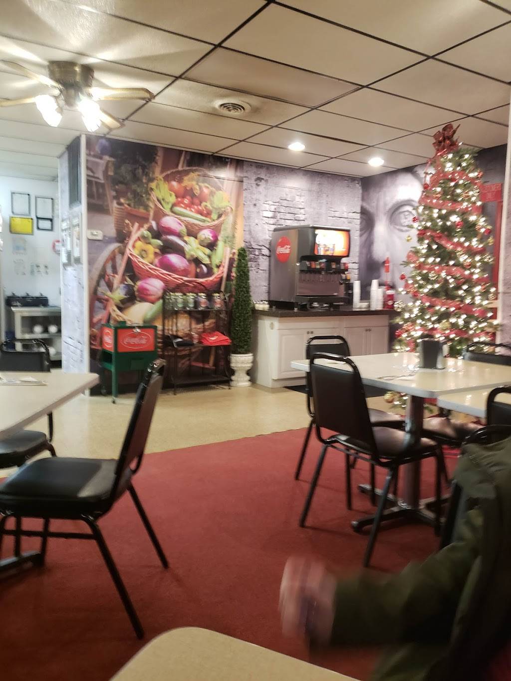 Garaffas Pizza | restaurant | 175 Cambridge St, Fredericksburg, VA 22405, USA | 5404791886 OR +1 540-479-1886