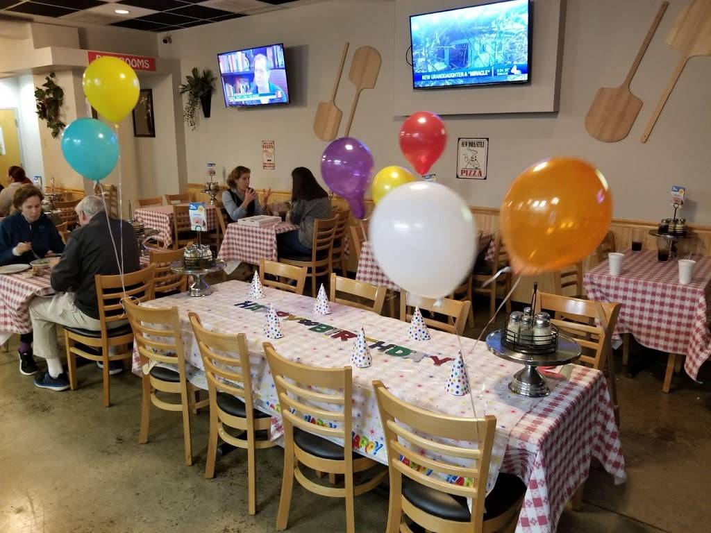 Sal’s Family Pizza | restaurant | 5545 Edmondson Pike, Nashville, TN 37211, USA | 6159532056 OR +1 615-953-2056