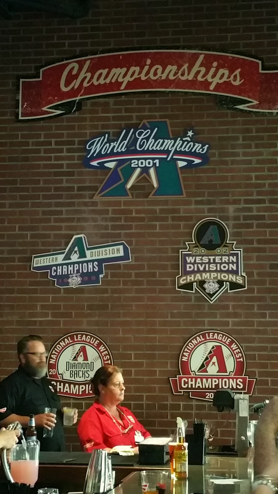 Game Seven Grill | restaurant | 201 S 4th St, Phoenix, AZ 85004, USA | 6024623801 OR +1 602-462-3801